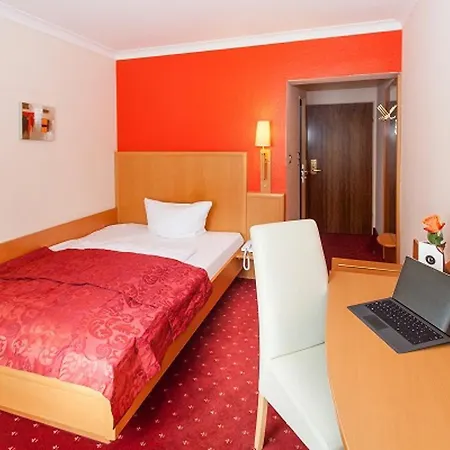 Hotel Mondial 3*
