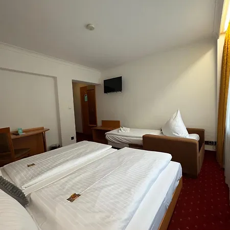 Hotel Centro Mondial City, Trademark Collection By Wyndham Monachium