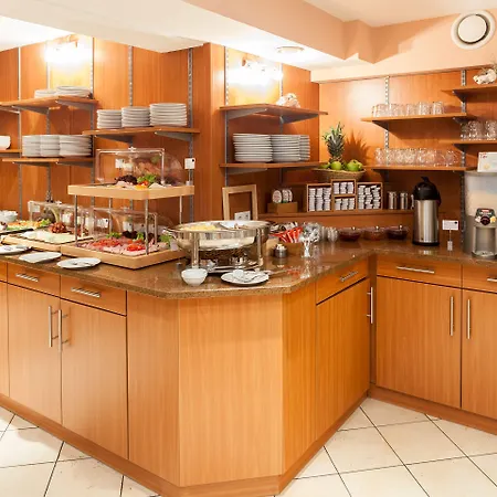 Hotel Centro Mondial City, Trademark Collection By Wyndham Munique