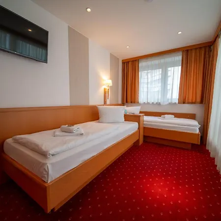 Mondial Hotel Munich