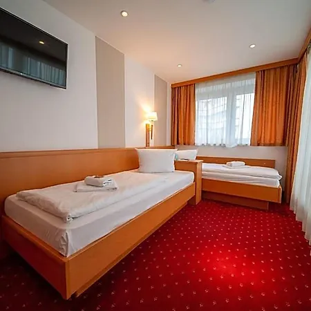 Mondial Hotel Munich