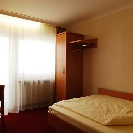 Centro Mondial Hotel 3*