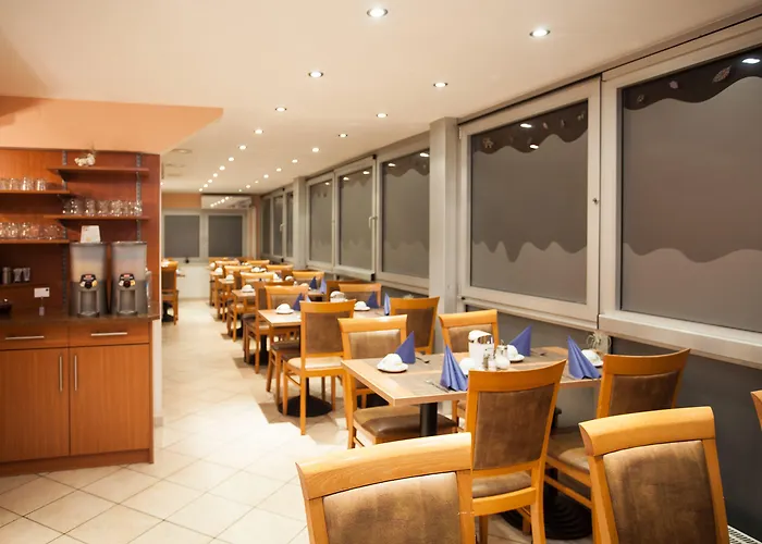 Centro Mondial City, Trademark Collection By Wyndham 3*